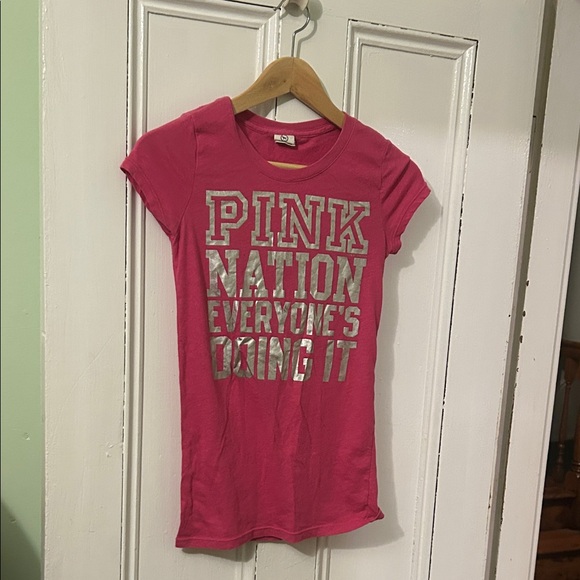 PINK Victoria's Secret Bold Pink Tee - Picture 1 of 3